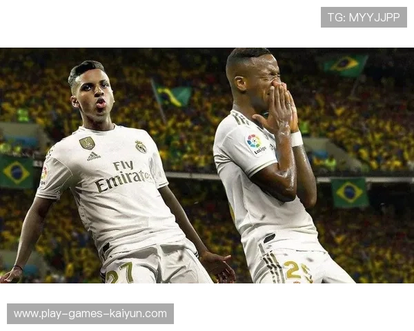 维尼修斯加速突破瞬间甩开对手三米